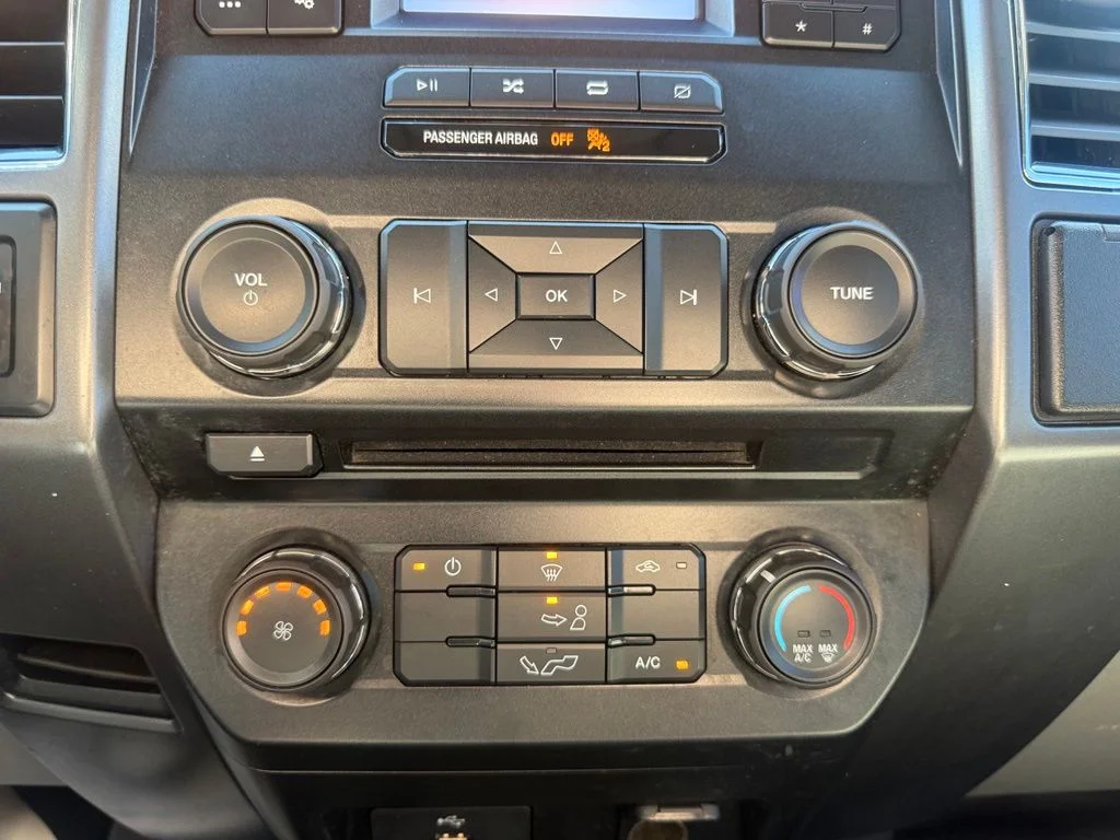 Used 2018 White Ford XLT image 29