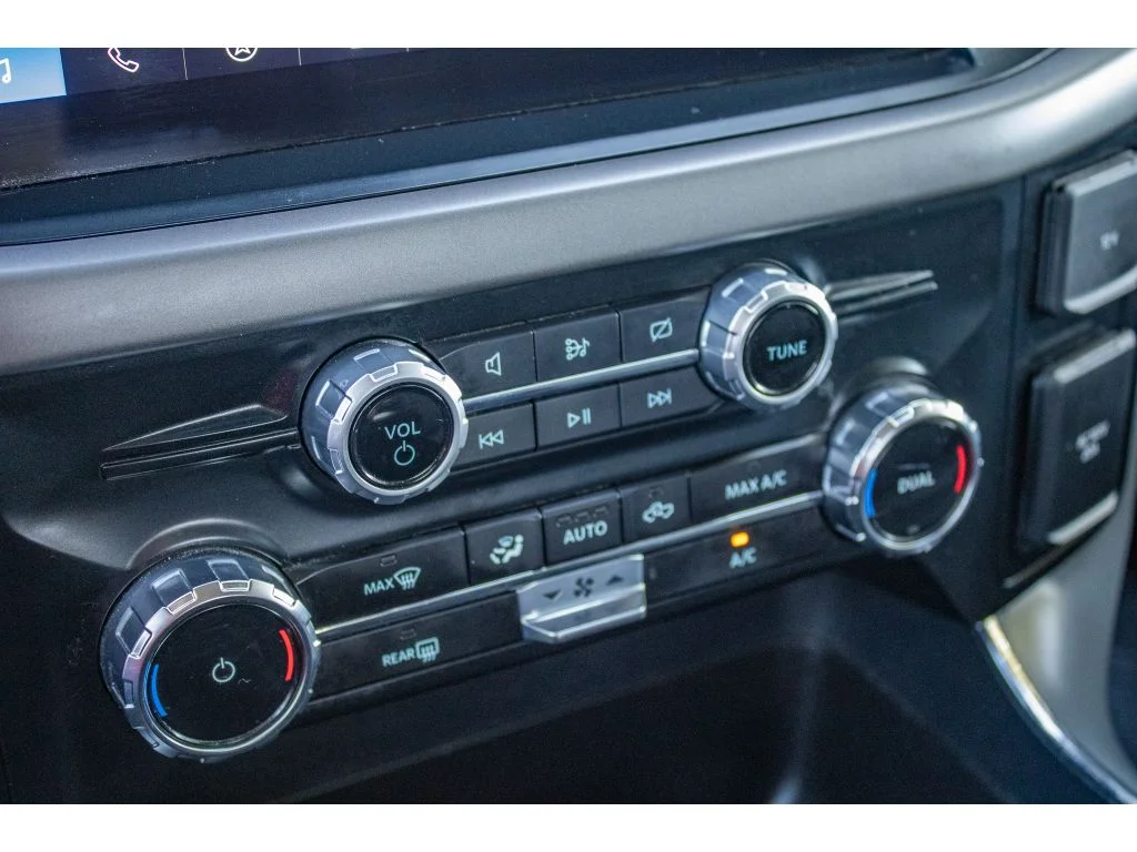 Used 2024 Oxford White Ford XLT image 48