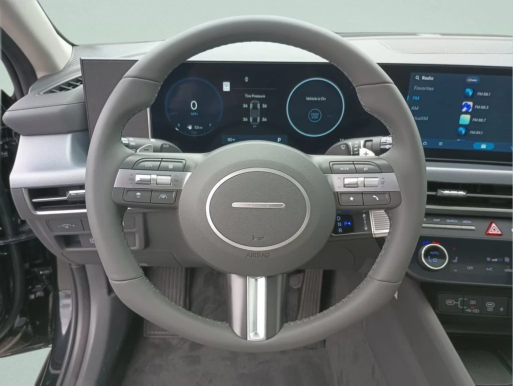Used 2024 Black Hyundai SEL image 29