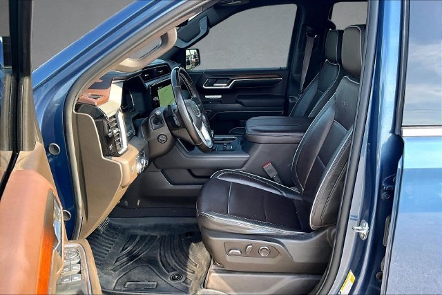 Used 2024 Blue GMC Denali image 22
