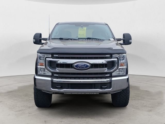 Used 2020 Black Ford XLT image 2