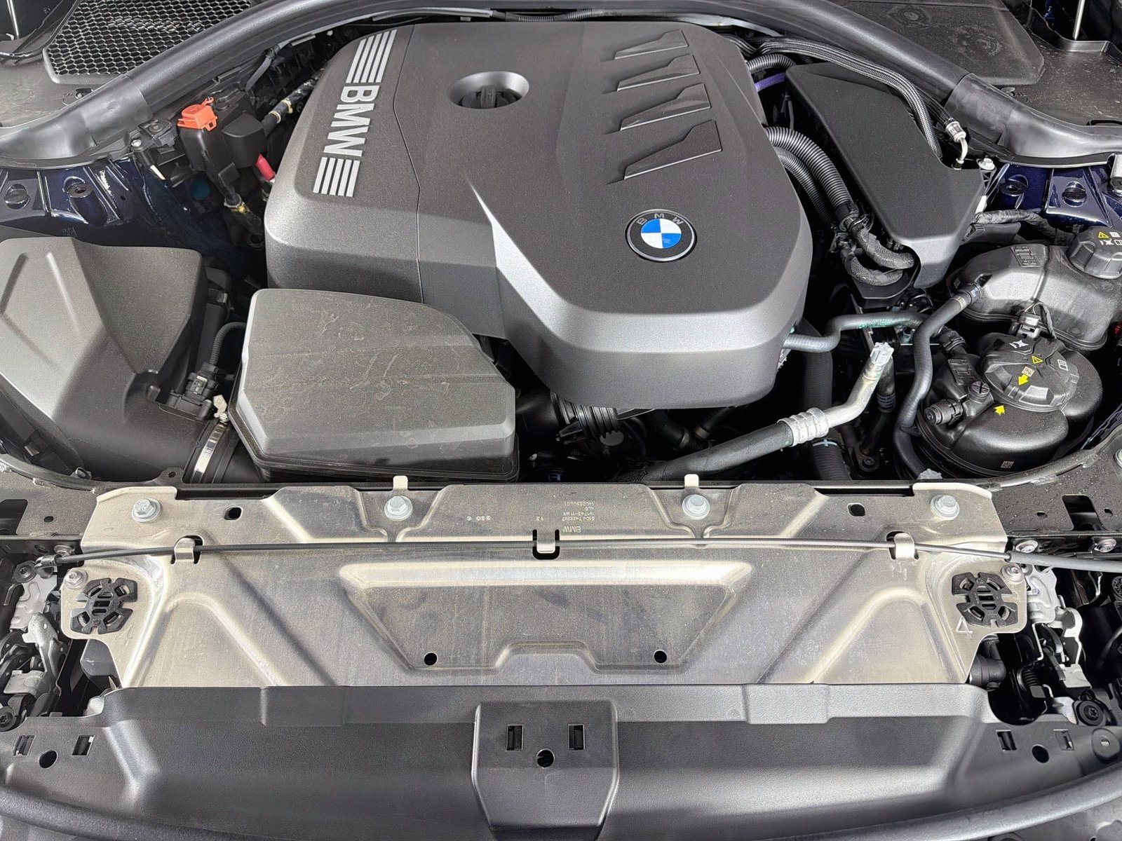 New 2026 Tanzanite Blue II Metallic BMW 330i xDrive image 32