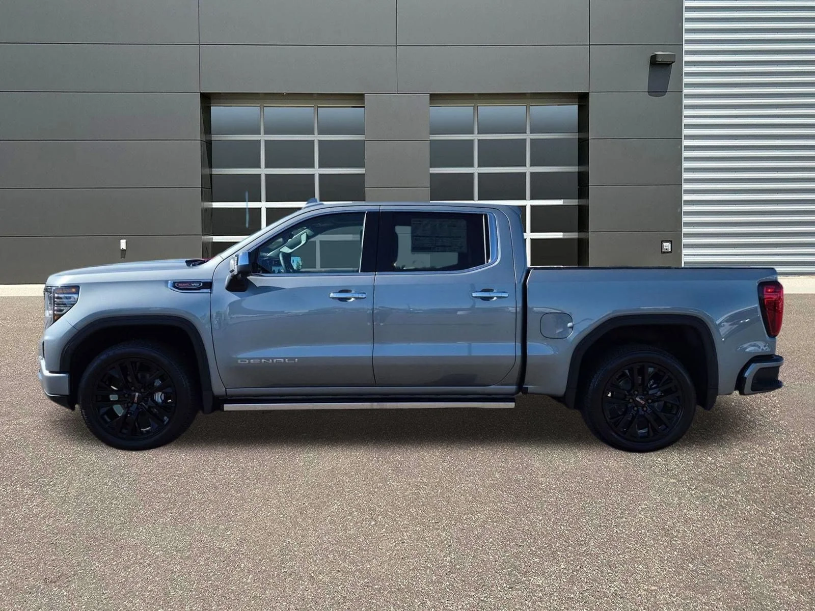 2026 GMC Sierra 1500 Denali - Photo 9