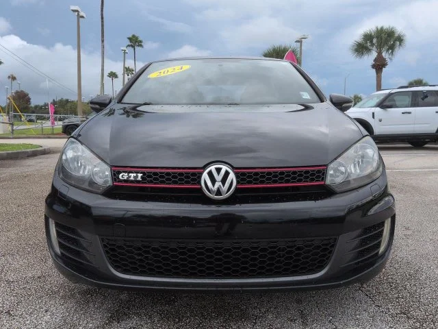 Used 2014 Black Volkswagen  image 9