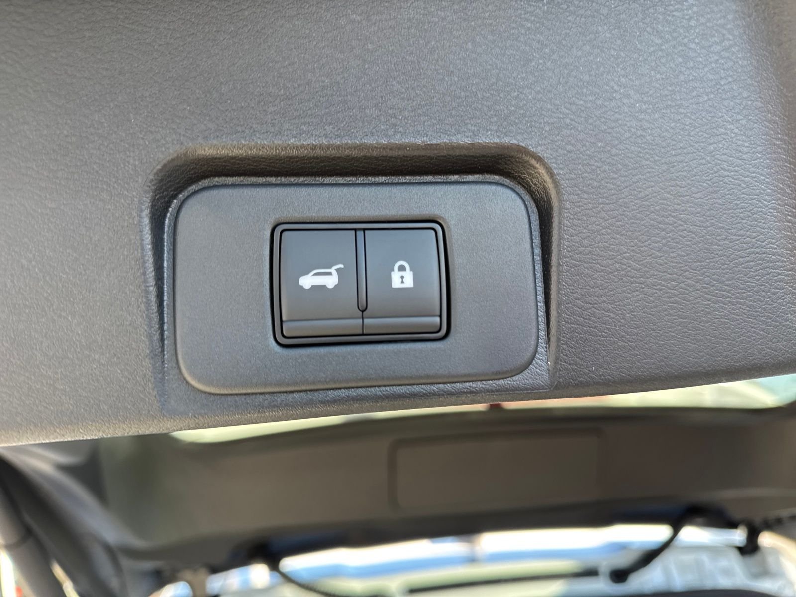 New 2026 Nissan Rogue SV 4D Sport Utility