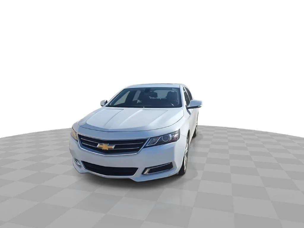 Used 2016 White Chevrolet LT image 3