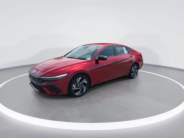 Used 2025 Red Hyundai SEL Sport image 4