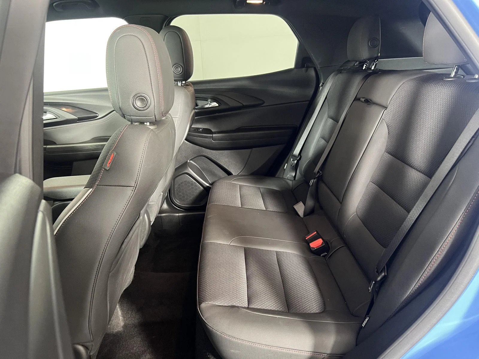 Used 2023 FOUNTAIN BLUE Chevrolet RS image 24
