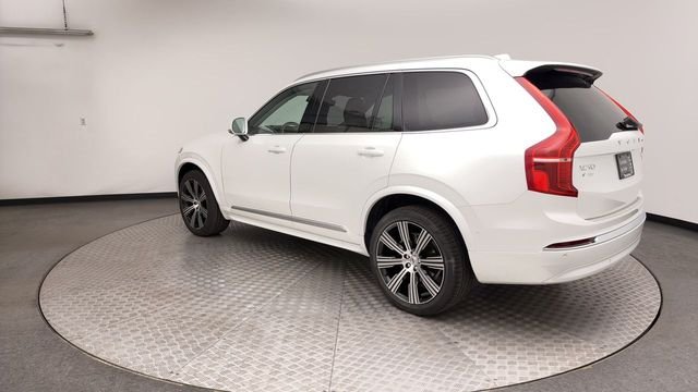 Used 2023 White Volvo Ultimate image 4