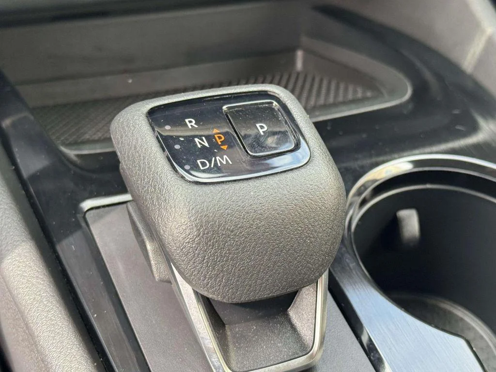 2023 Nissan Rogue SV - Photo 28