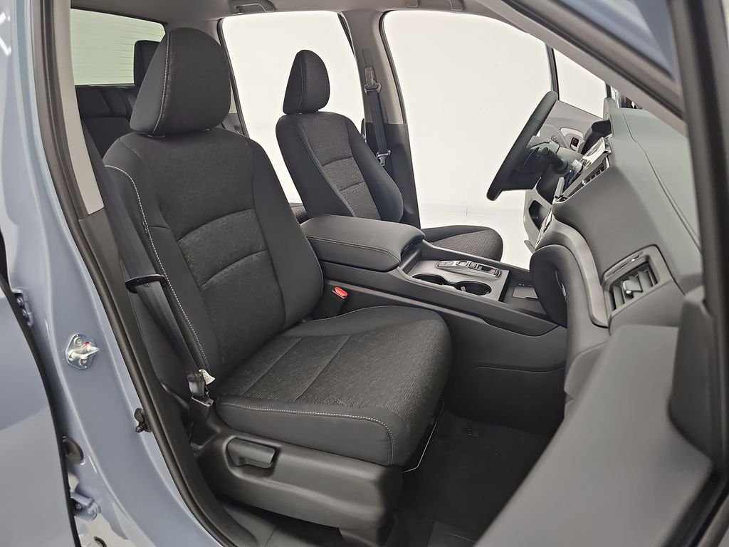 2025 Honda Ridgeline Sport - Photo 12