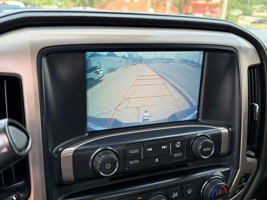 Used 2018 Black GMC Denali image 23
