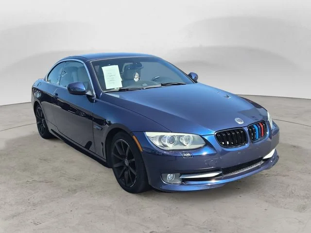 Used 2012 Deep Sea Blue Metallic BMW 328i image 3