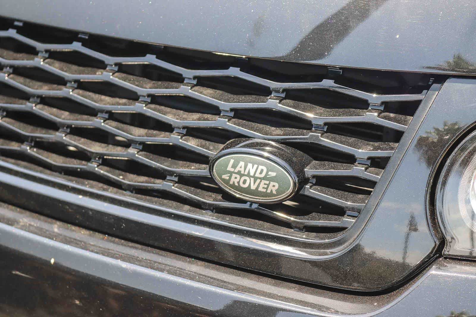 Used 2017 Black Land Rover SVR image 11