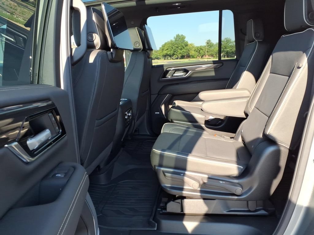 2026 GMC Yukon XL Elevation - Photo 6