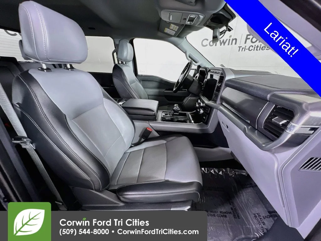 Used 2022 Atlas Blue Metallic Ford Lariat image 17