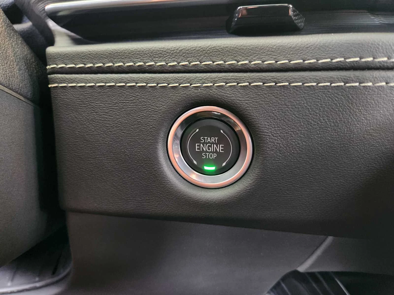 2026 Cadillac Escalade Sport - Photo 15