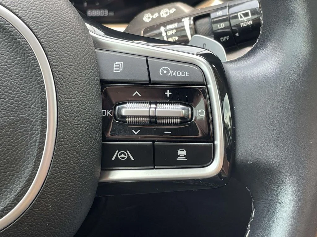 Used 2022 Green Kia X-Line SX Prestige image 24