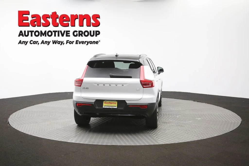 Used 2023 White Volvo Twin Plus image 32