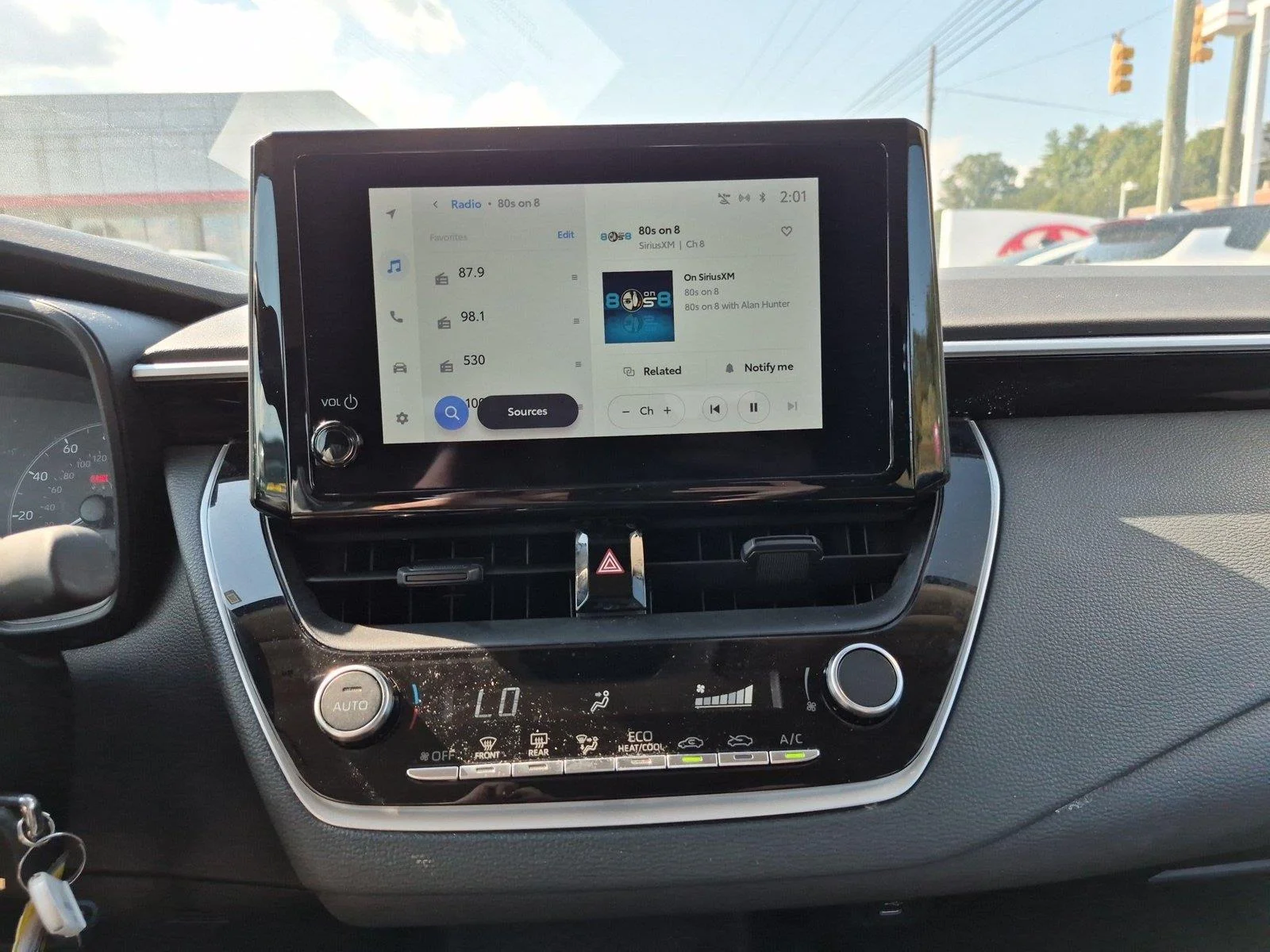 Used 2025 Underground Toyota LE image 23