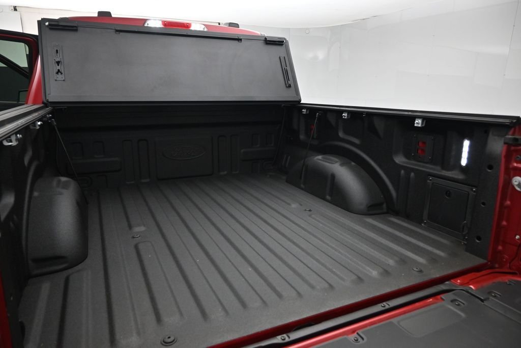 Used 2025 Red Ford Lariat image 9