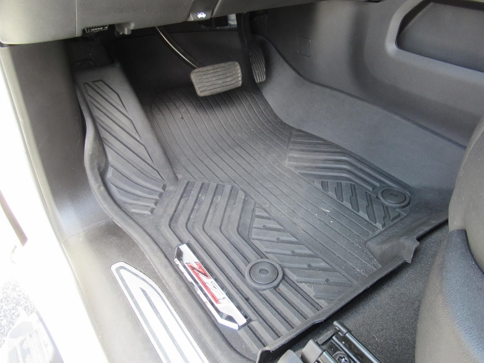 Used 2021 White Chevrolet LTZ image 36