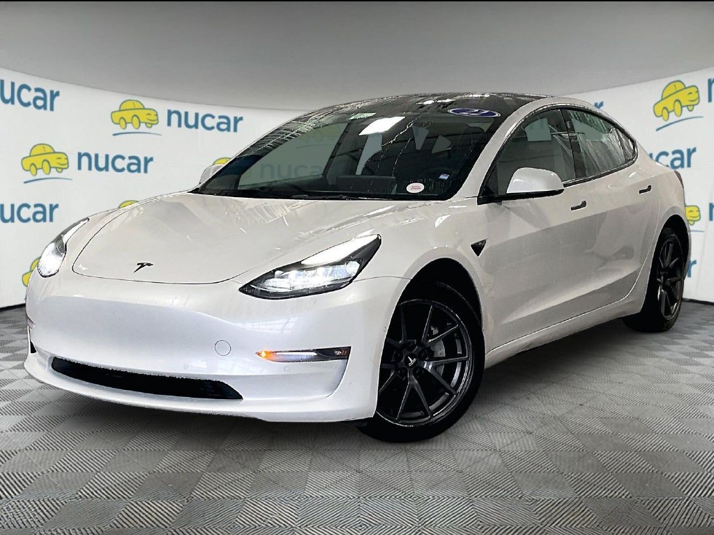 Used 2022 White Tesla Long Range image 3