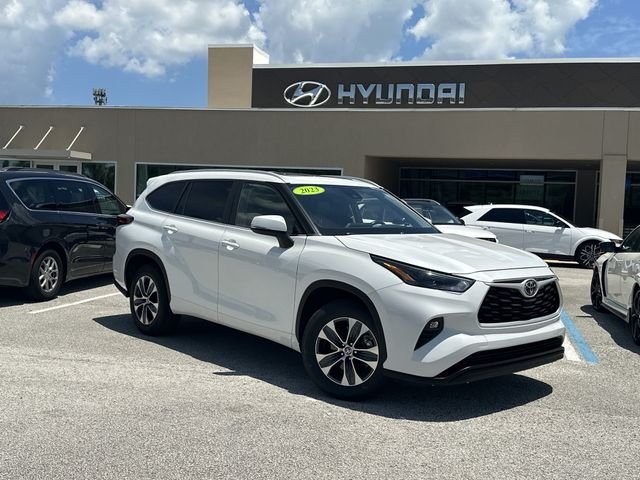2023 Toyota Highlander XLE