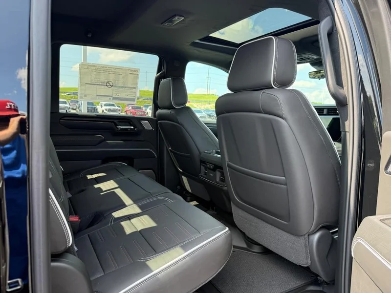 New 2026 Onyx Black GMC AT4X image 7