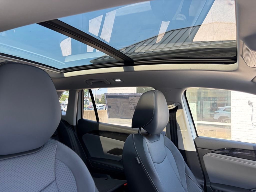 New 2026 Pure White Volkswagen 2.0T SE image 9