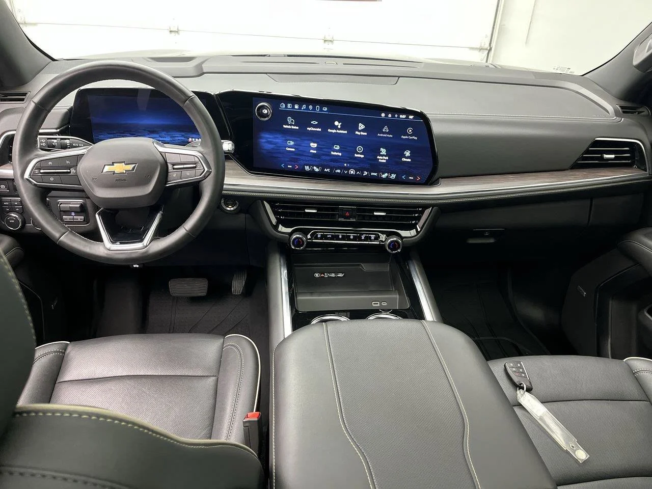Certified Used 2025 Black Chevrolet Premier image 4