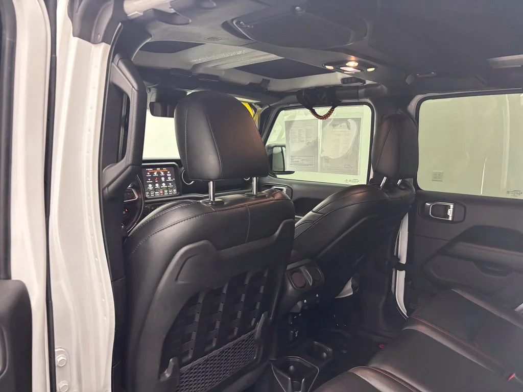 Used 2020 White Jeep Rubicon image 33