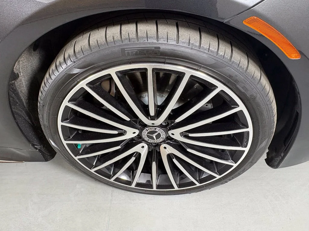Used 2023 Gray Mercedes-Benz S 500 image 10