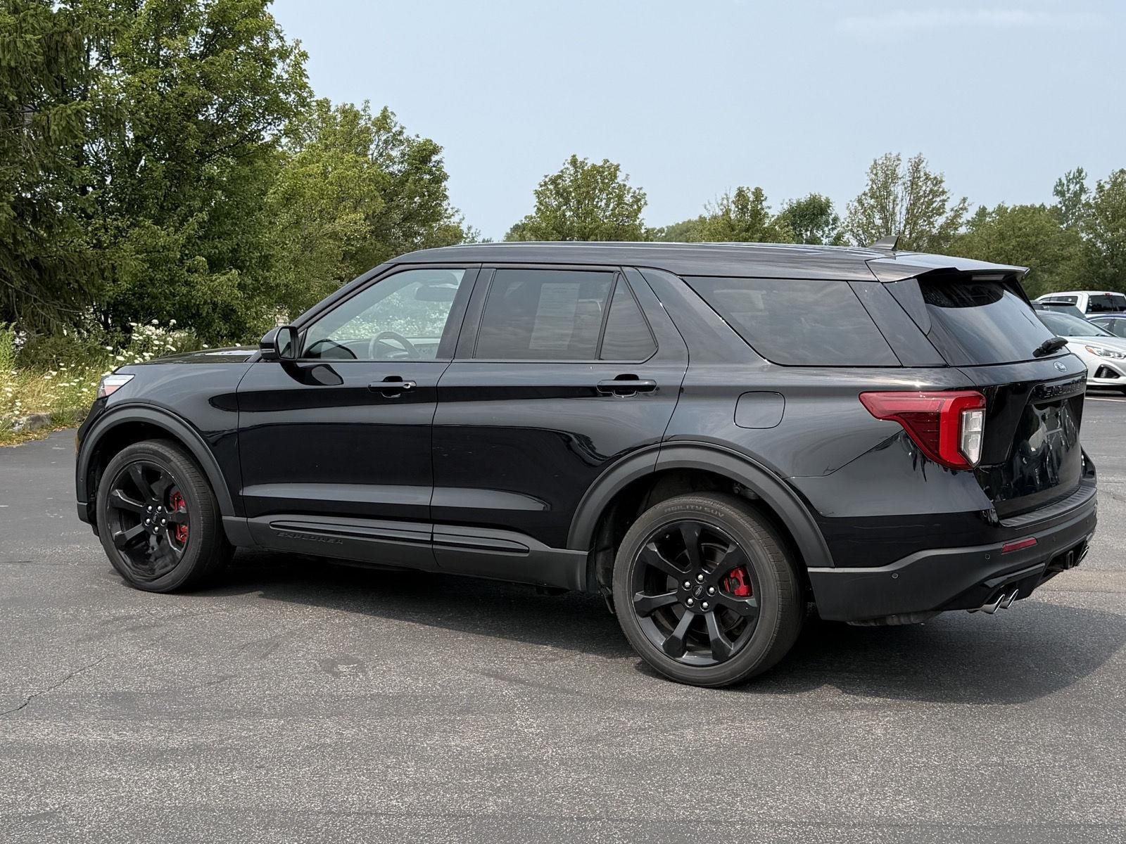 Used 2022 Agate Black Ford ST image 5