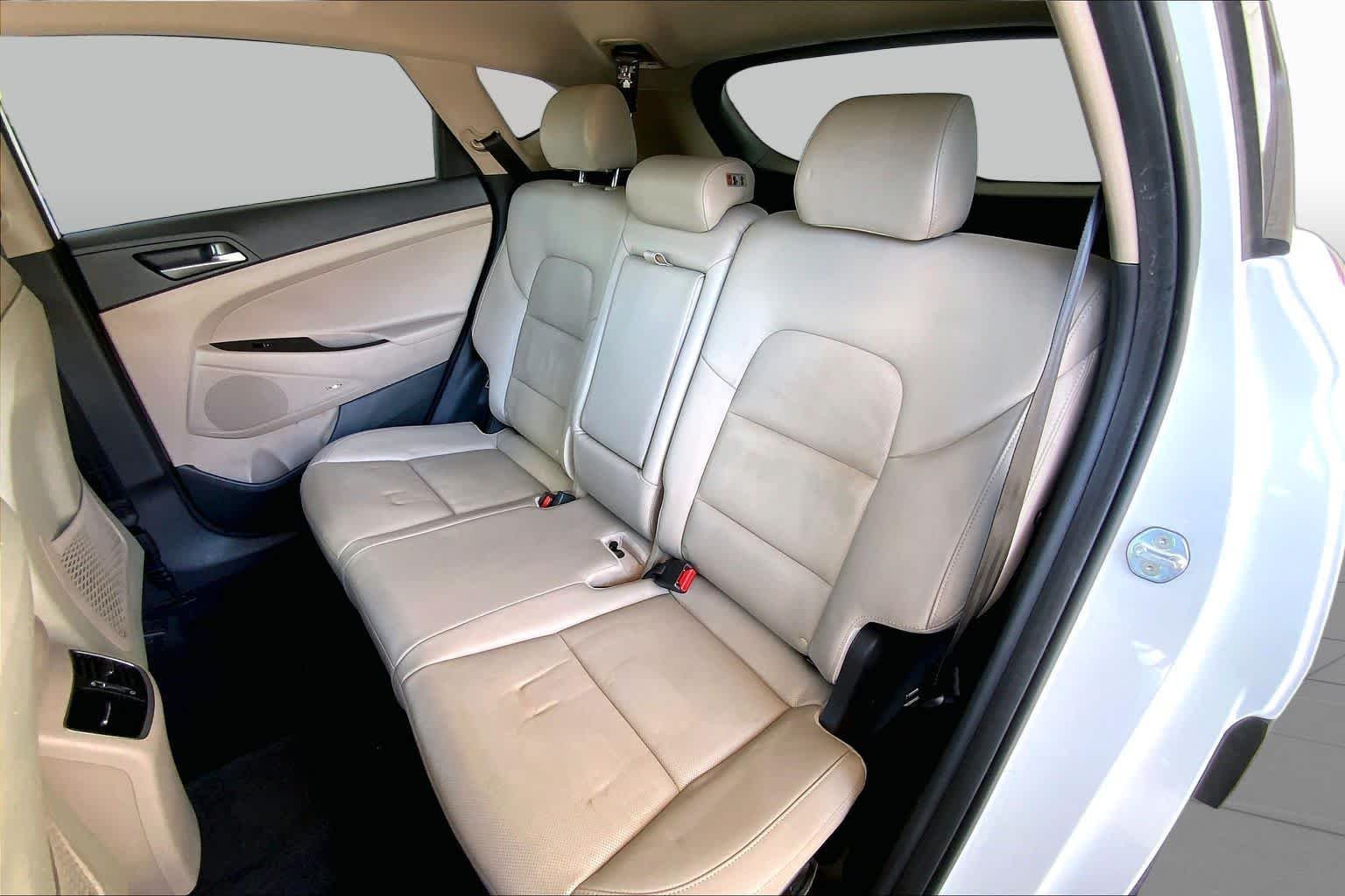 Used 2018 Dazzling White Hyundai Limited image 21