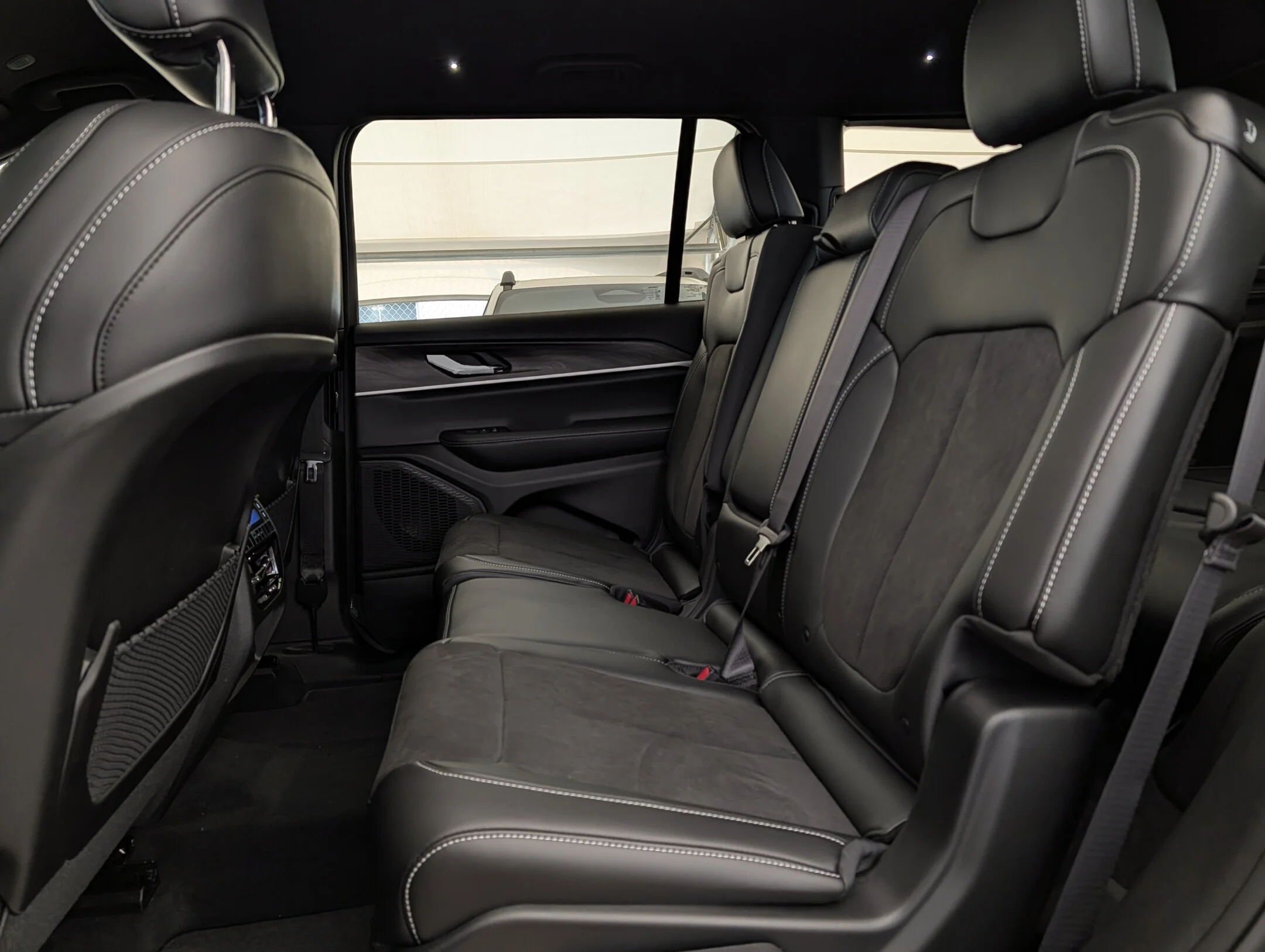 New 2026 Grey Jeep Altitude - - 20 Gloss Black Wheels - Capri Leatherette/Suede - Remote Start - Altitude Pkg & More! image 29