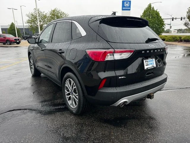 Used 2022  Ford SEL image 7