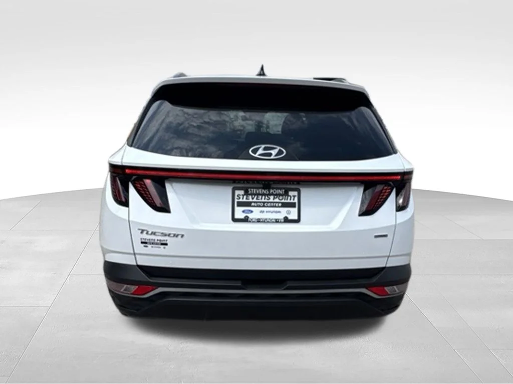 Used 2022 Quartz White Hyundai SEL image 5