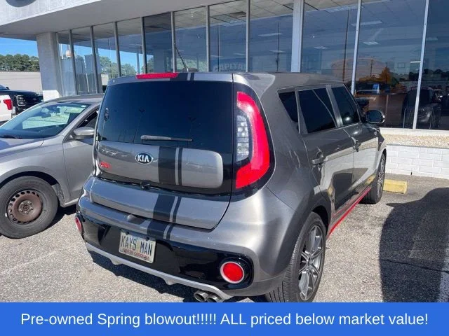 Used 2018 Gray Kia Exclaim image 5
