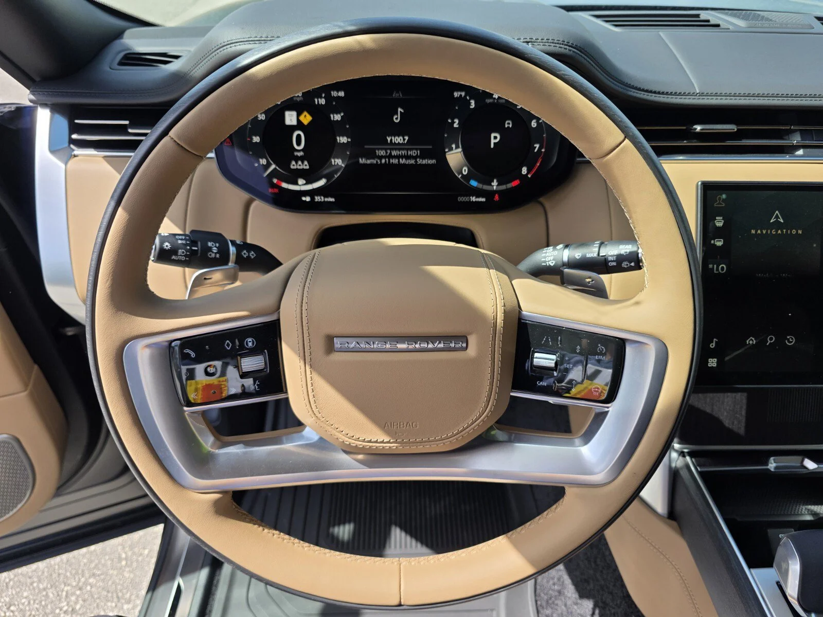 New 2026 Obsidian Black SV Bespoke Ultra Metallic Satin Land Rover P530 Autobiography image 14