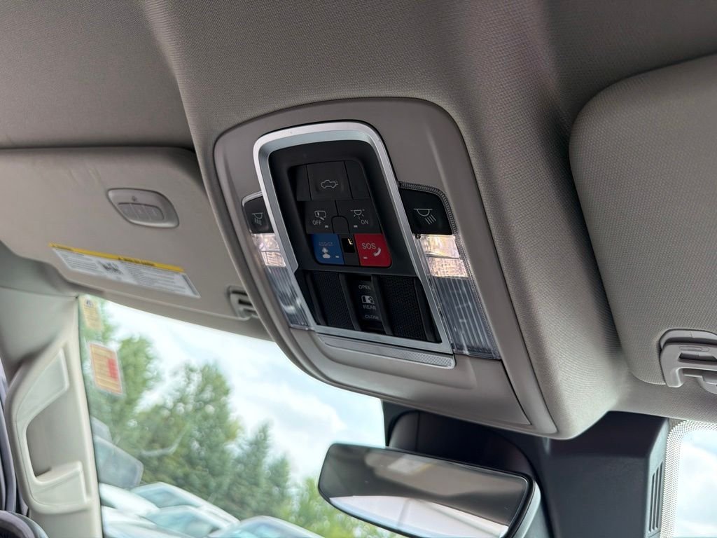Used 2022 Black Ram Laramie image 36