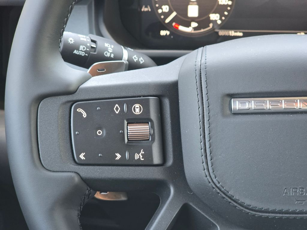 New 2026 Santorini Black Land Rover V8 image 16