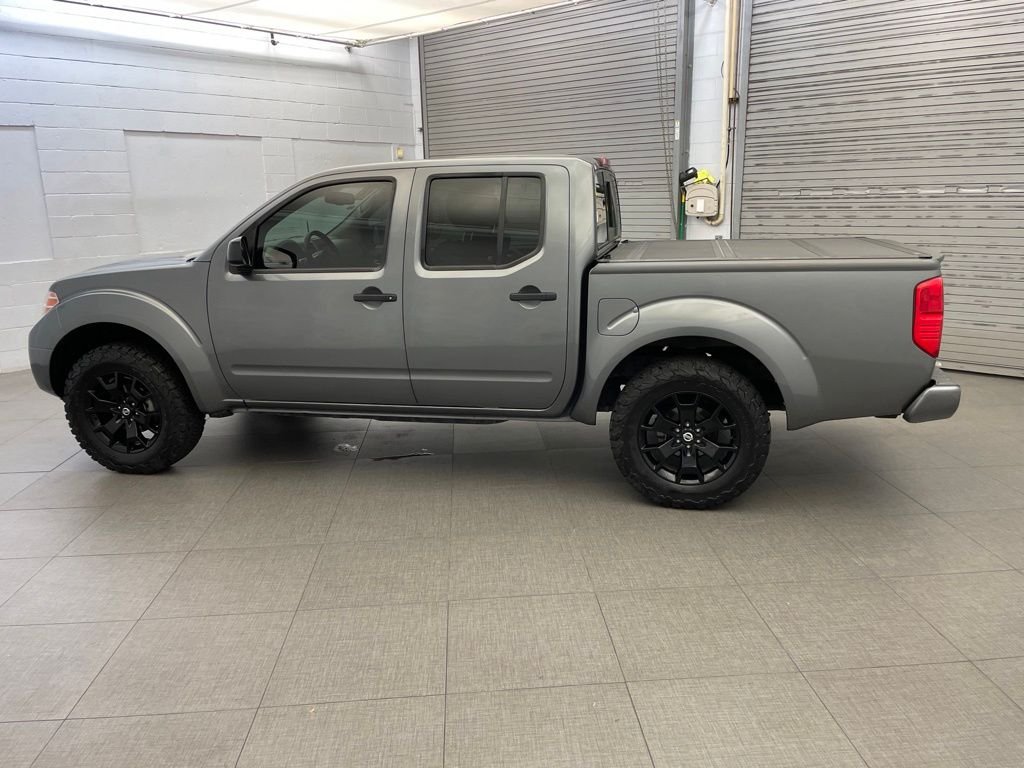 Used 2021 Gray Nissan SV image 8
