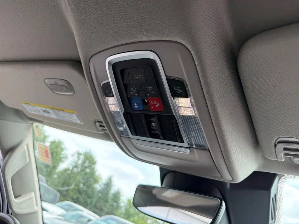 Used 2022 Black Ram Laramie image 36