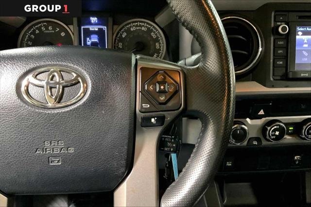 Certified Used 2017 SILVER ME Toyota  image 23