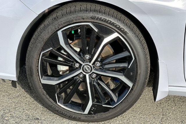 Used 2024 Gray Nissan 2.5 SR image 32