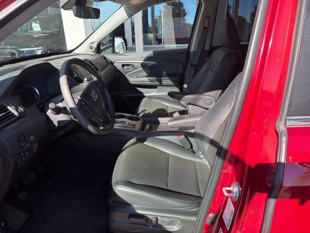 Used 2021 Red Honda RTL image 12