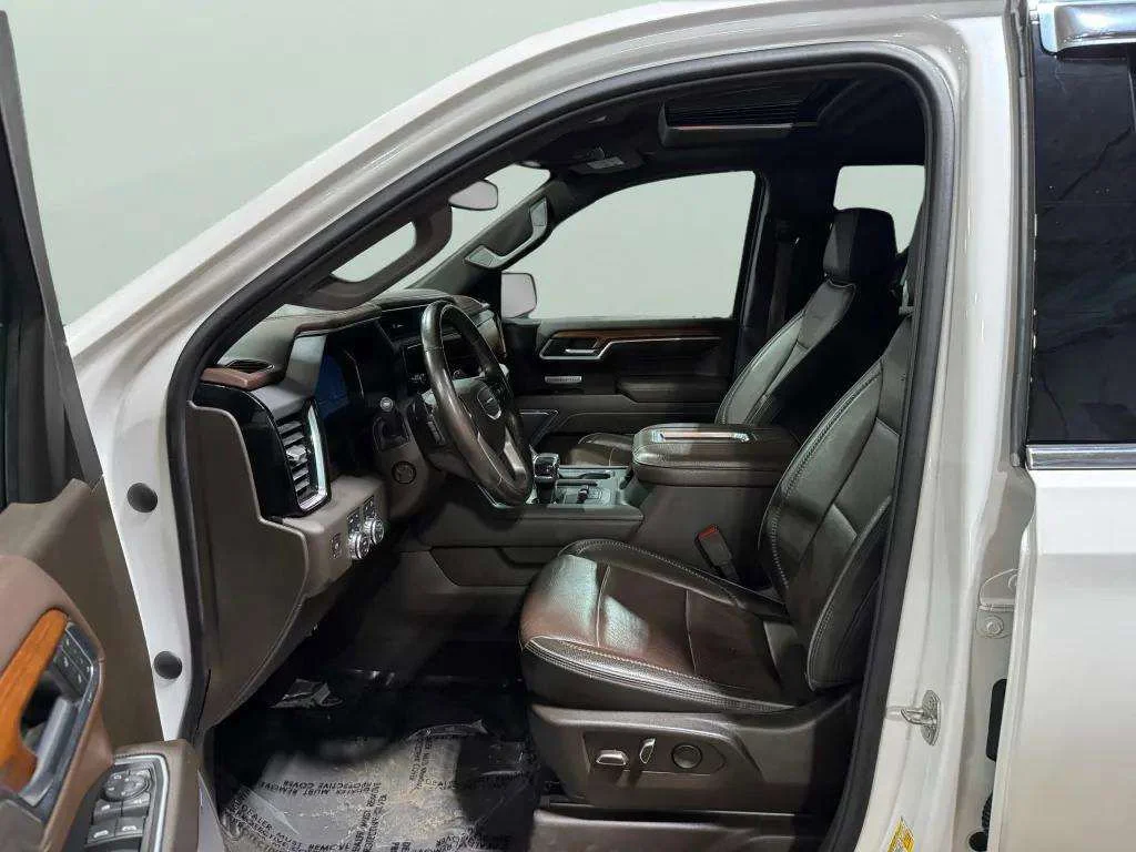 Certified Used 2022 White Frost Tricoat GMC Denali image 25