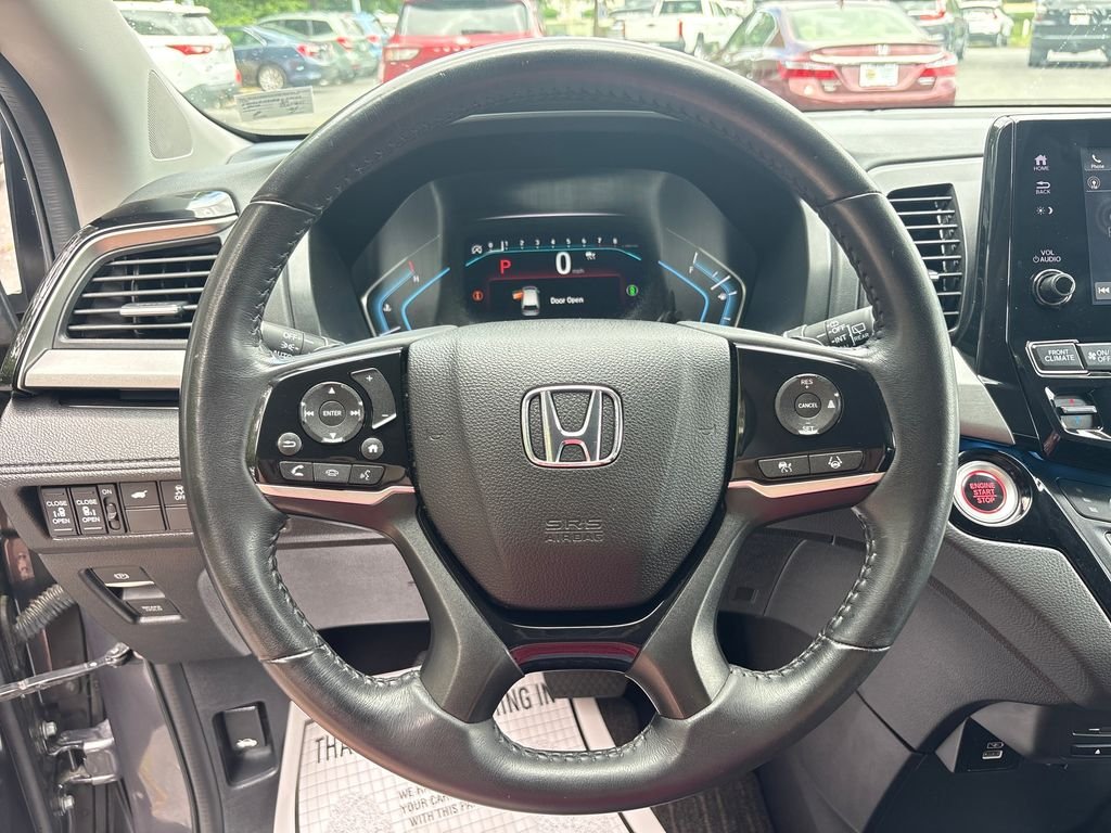 Used 2024 Gray Honda Touring image 15