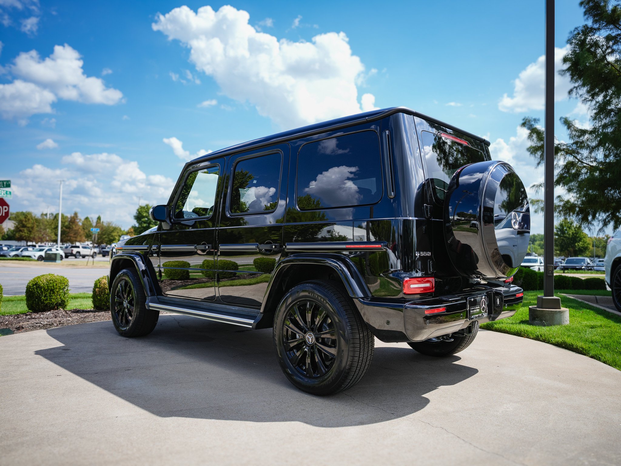 Certified Used 2022 Black Mercedes-Benz G 550 image 11